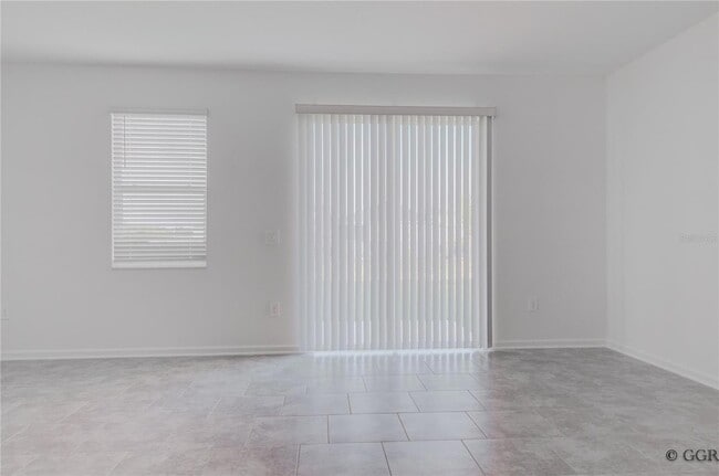 Building Photo - 3243 Laurent Lp