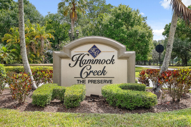 Building Photo - 4642 SW Hammock Creek Dr