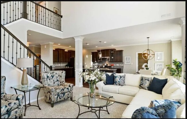 Building Photo - 899 Ventura Dr