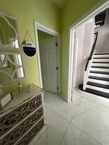 Building Photo - 15033 SW 8th Ter