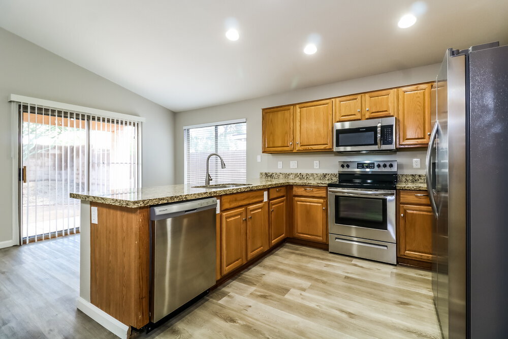 Building Photo - 22039 N 107th Dr