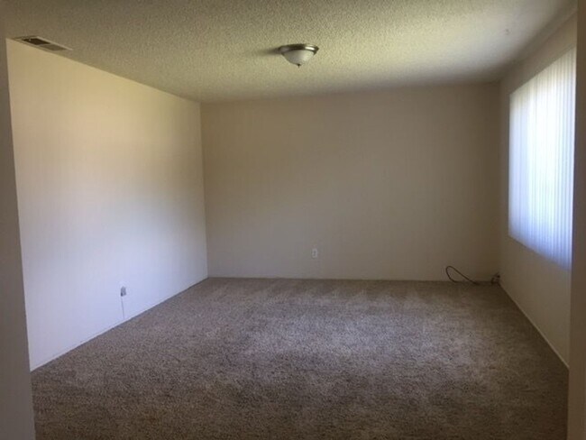 Building Photo - Citrus Heights 3 bedroom