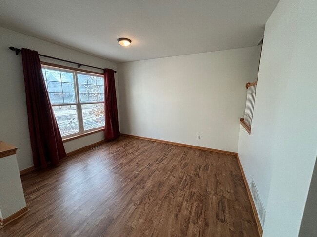 Building Photo - 15223 Dupont Path
