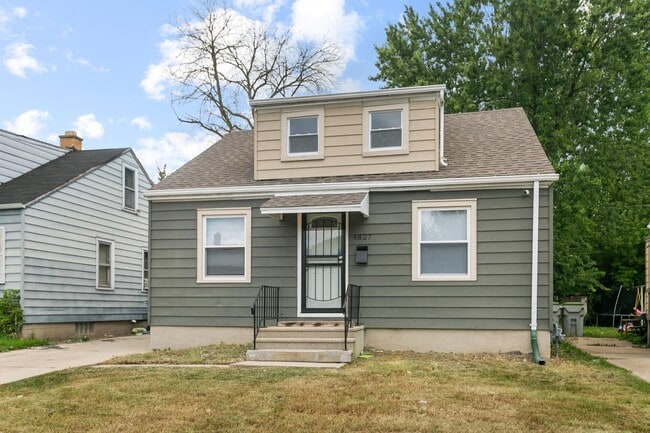 Building Photo - 4827 N 47th St