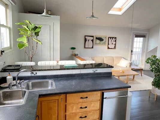 Building Photo - 17 Millett St