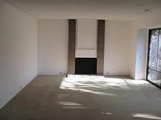 Primary Photo - 2225 Woodside St