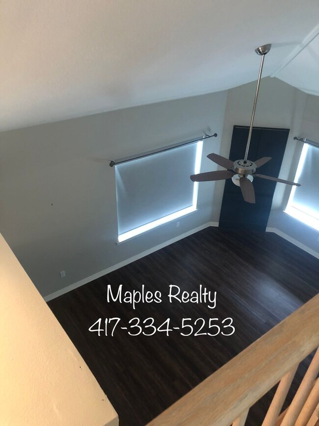 Building Photo - 3 bed/3bath PENTHOUSE condo in Branson, MO