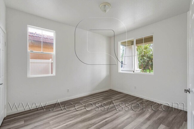 Building Photo - 8036 Englesma St