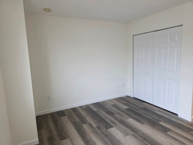 Building Photo - 790 1st Ave