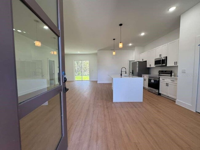 Building Photo - 16090 SW 35th Court Rd