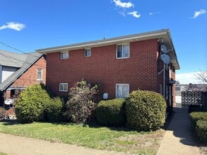 Building Photo - 41 Division St