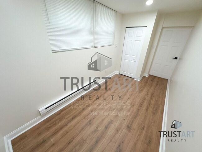 Building Photo - 4633 Penn St