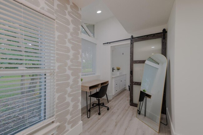 Building Photo - 1775 Harbor Rd