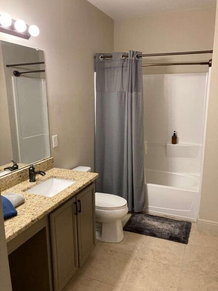 Building Photo - 2637 NW 1st St