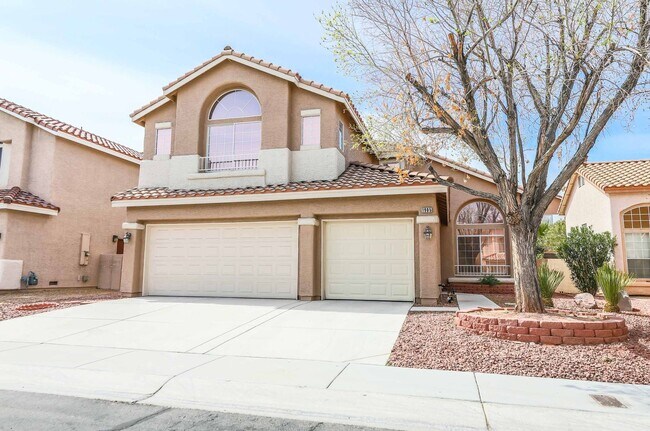 Building Photo - Stunning 5 bed home in Summerlin.
