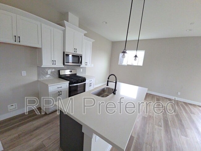 Building Photo - 3206 Bostic St