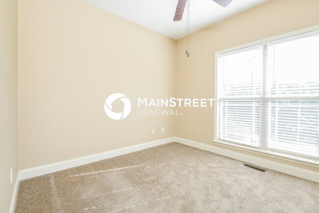 Building Photo - 4 Bedroom Pet-Friendly Home in Odenville, AL with Main Street Renewal