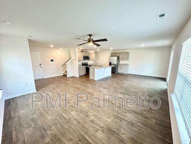 Building Photo - 412 Delahays Rd