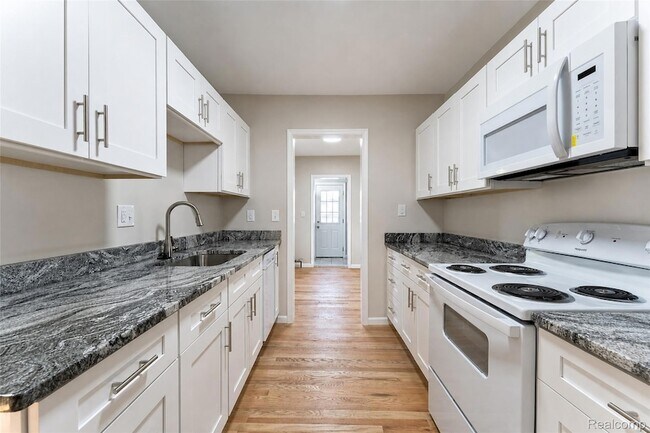 Building Photo - 5712 Drexel St