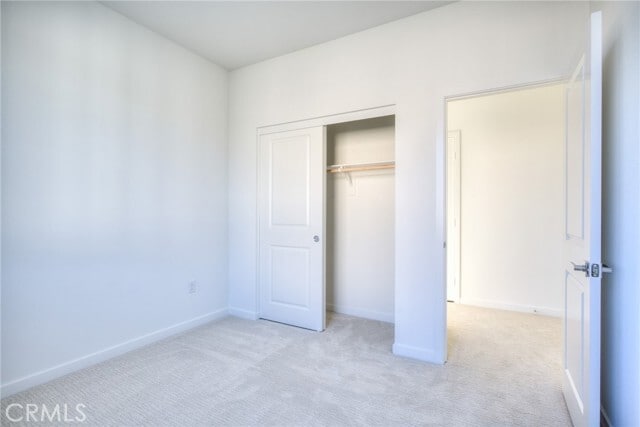 Building Photo - 5999 Huntington Dr