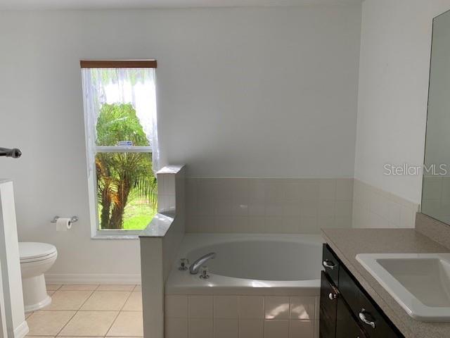 Building Photo - 255 Cello St