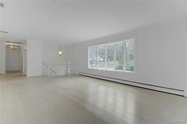 Building Photo - 25 Cragmere Rd