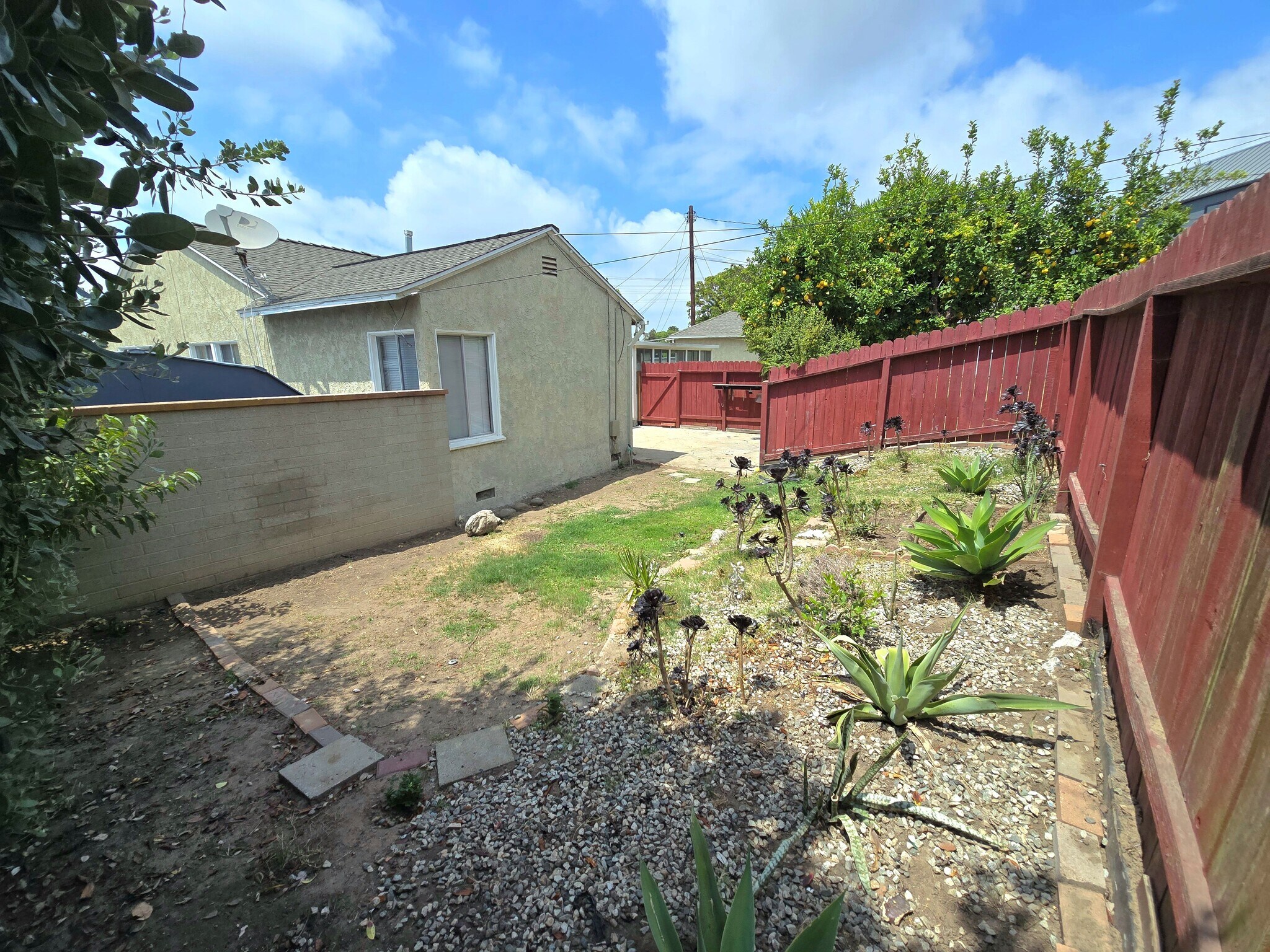 Building Photo - 10742 Galvin St