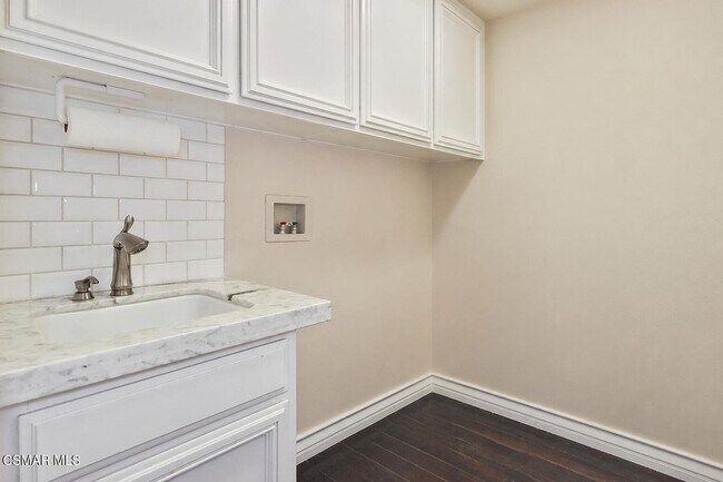 Building Photo - 23287 Park Basilico