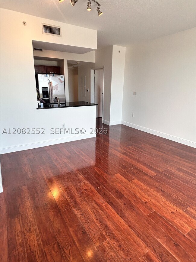 Building Photo - 7275 SW 90th St