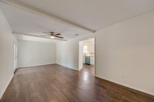 Building Photo - 10434 Springhaven Dr