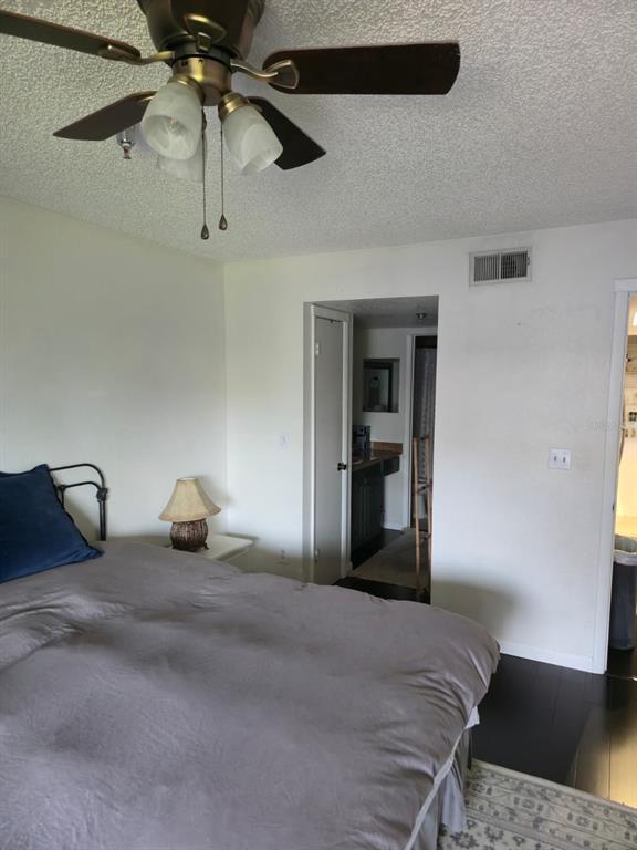 Building Photo - 10263 Gandy Blvd N