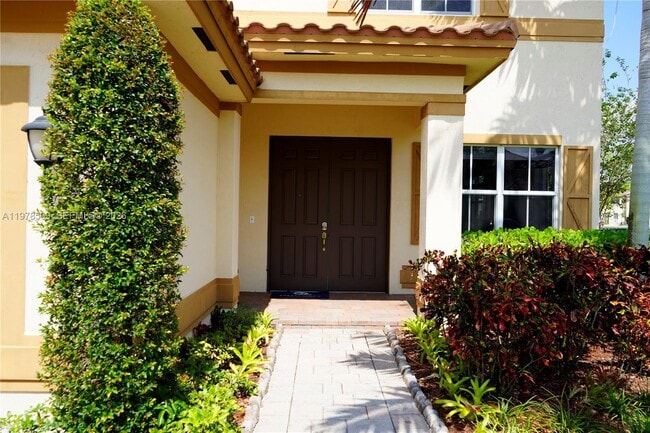 Building Photo - 9701 Blue Isle Bay