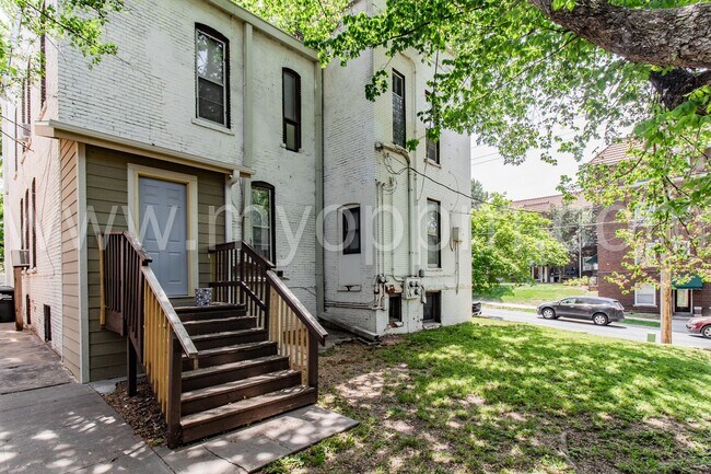 Building Photo - 1146 S 32nd St