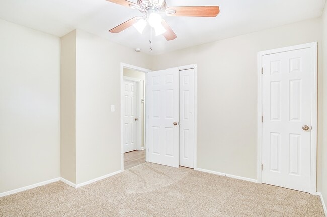 Building Photo - 3693 Larkspur Terrace