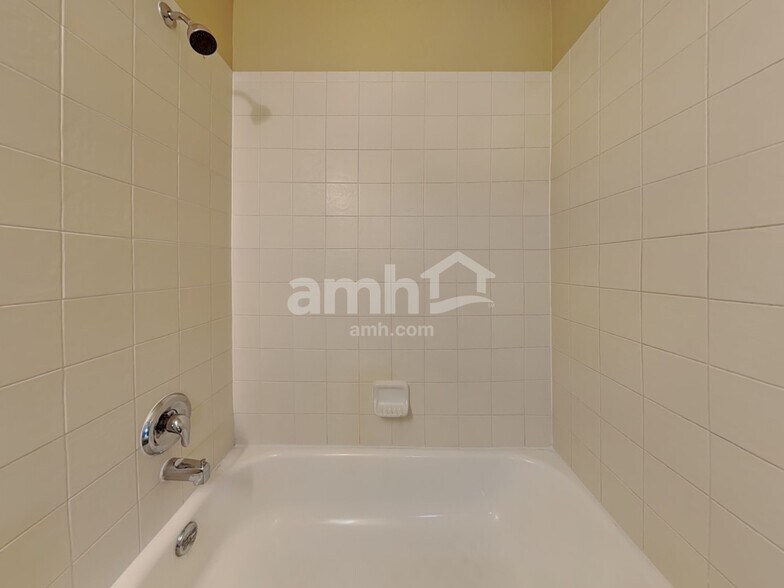 Building Photo - 20415 Shiloh Mist Ln