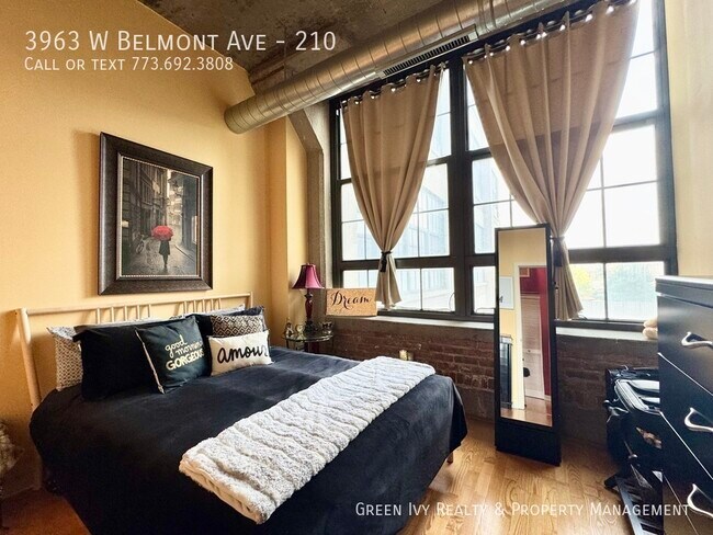 Building Photo - 3963 W Belmont Ave
