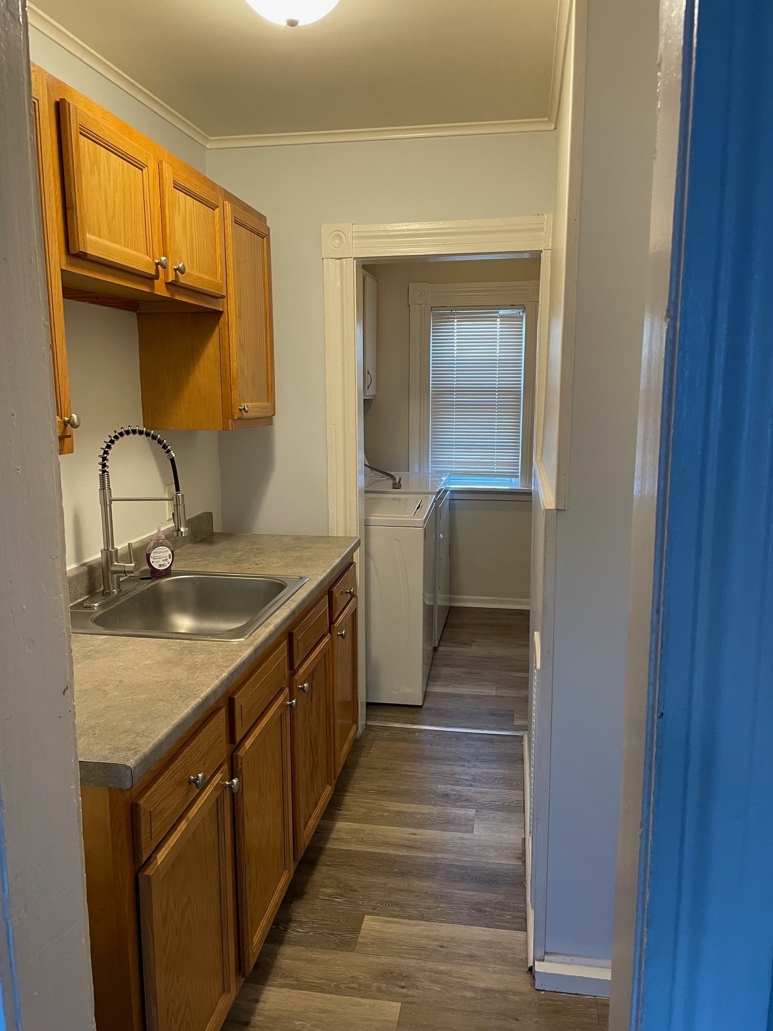 kitchen/laundry - 134 Monroe St