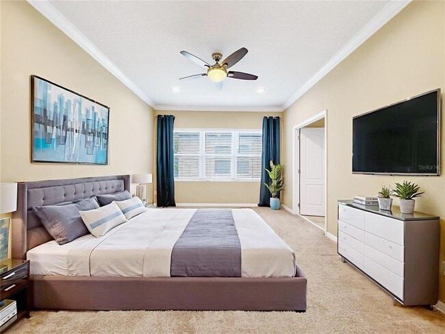 Building Photo - 5518 Thomas Square Dr