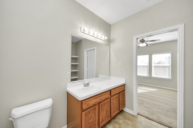 Building Photo - 11015 Harston Dr