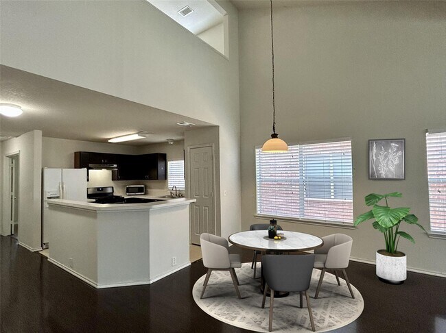 Building Photo - 10623 Sugar Trace Dr