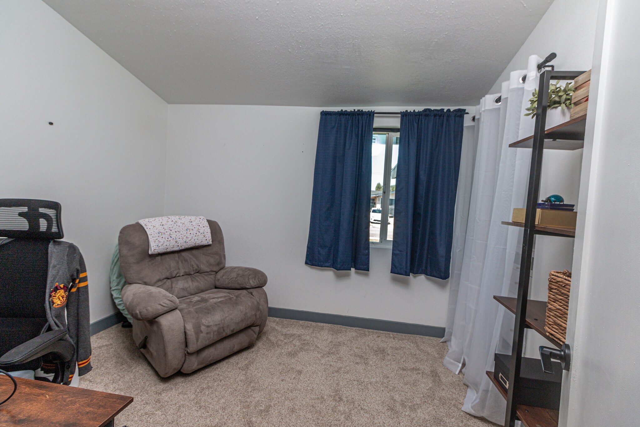 Bedroom 3 - 27222 Plumwood Ave