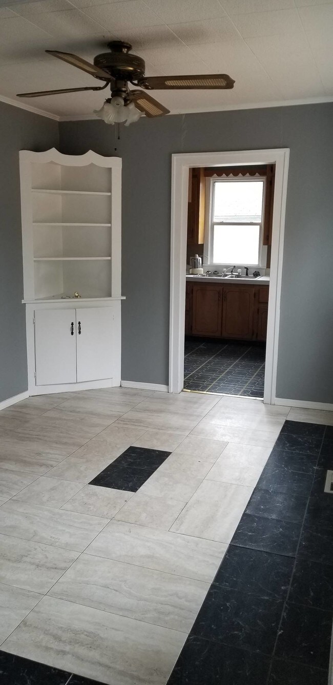 Building Photo - 410 Fillmore St