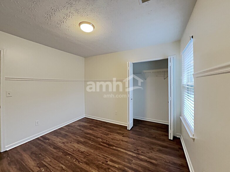 Building Photo - 3677 Burel Mill Dr