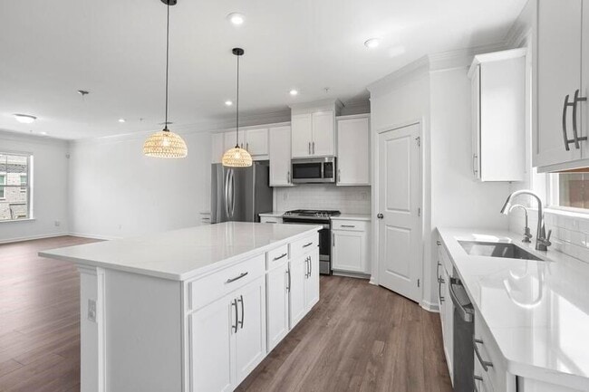 Building Photo - 6308 Brookwater Vw