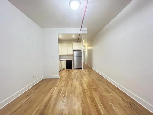 Primary Photo - 1 bedroom in Brooklyn NY 11222