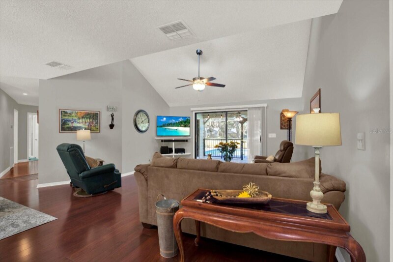 Building Photo - 34448 Cedarfield Dr