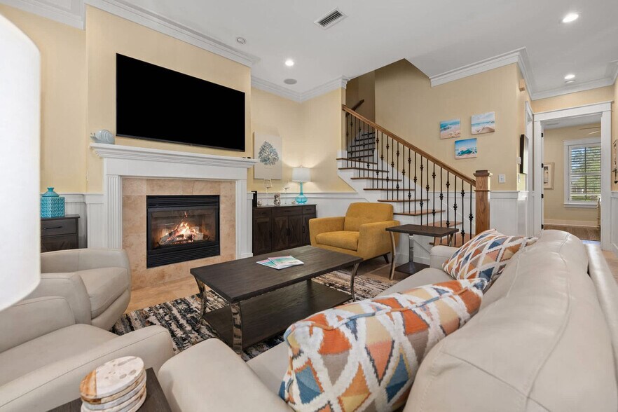 Building Photo - 2469 Bungalo Ln