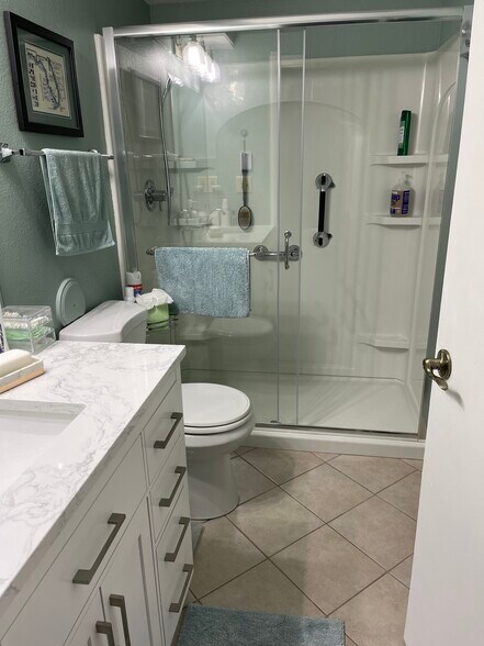 Bathroom - 7 Juniper Trl