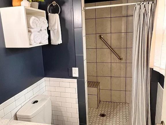 Building Photo - 4 Ulverston Dr