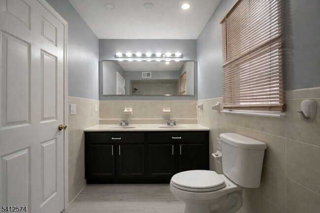 Building Photo - 421 Irvine Turner Blvd